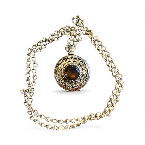 Vtg 1975 Victorian Revival Avon Pocketwatch Style Locket w/ 30” Chain - Picture 5 of 6